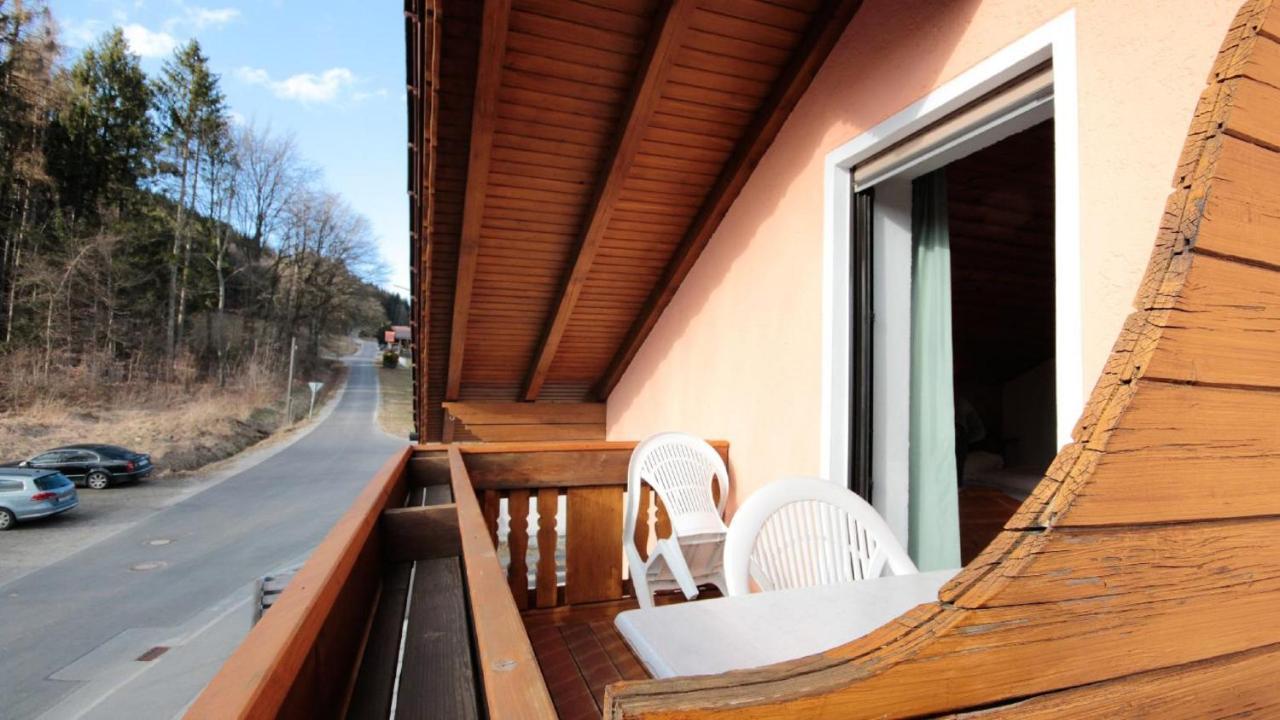 Pension Eichertstueberl Furth im Wald Exterior photo